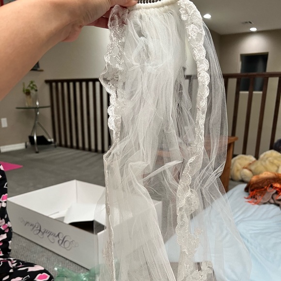 Wedding Dress- San Patrick Eresma wedding dress, size 2, off white color - Picture 10 of 16